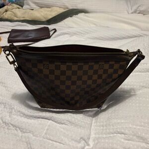 Louis Vuitton Shoulder Bag- Authentic.